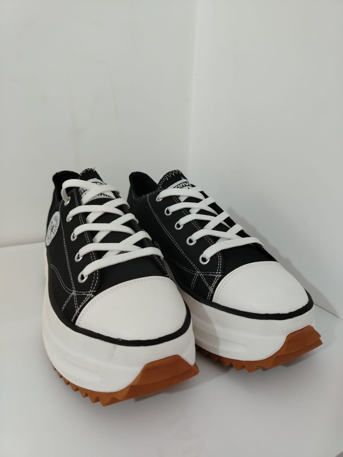 ZAPATILLAS URBANAS TIPO CONVERSE